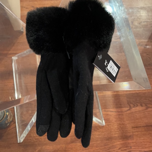 Echo black warm touchscreen gloves NWT - Picture 3 of 4